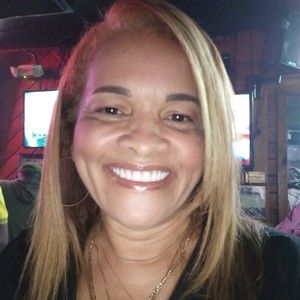 Meet your Posher, Debra